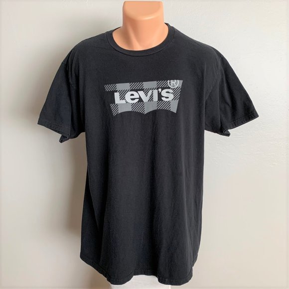 Levi's Other - Levi's Plaid Logo Black Graphic Tee Shirt